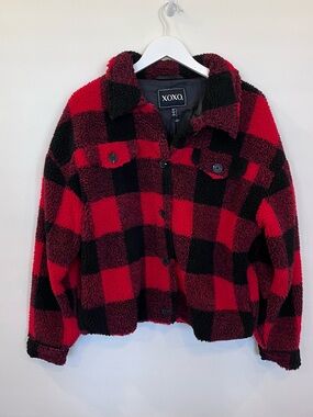 Xoxo Buffalo Plaid Jacket Medium Black Red Fuzzy Teddy Fleece Pockets Buttons